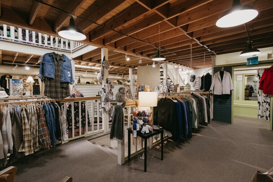 More Photos Of 121 Rittenhouse Ave, Bayfield Storefront For Sale