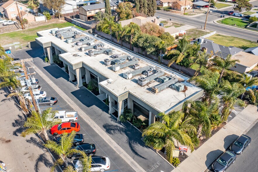 More Photos Of 1920 W Princeton Ave, Visalia Office For Sale