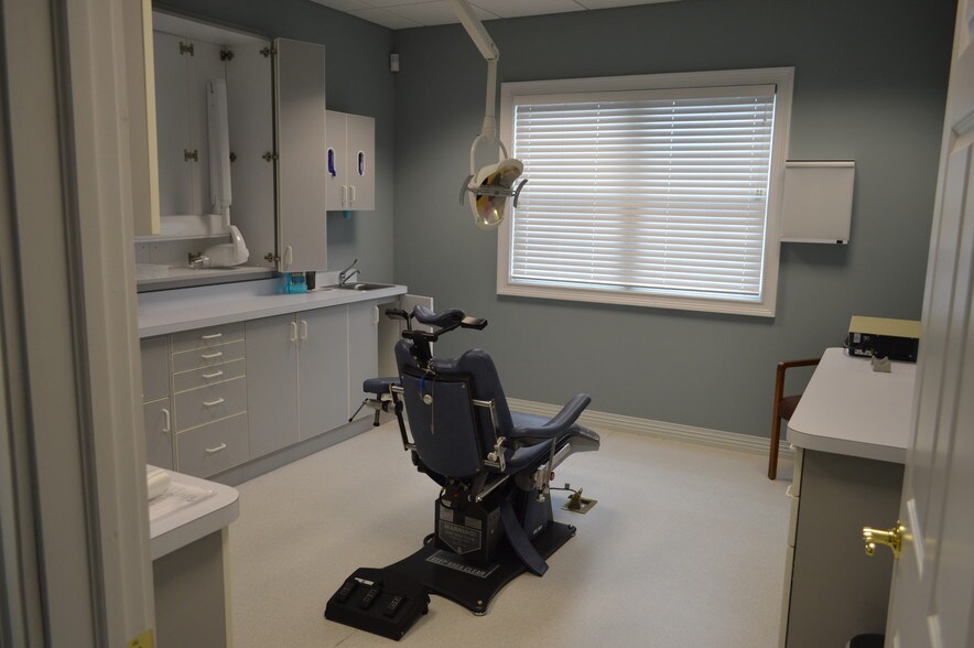 More Photos Of 66 N Main St, Sellersville Medical For Sale