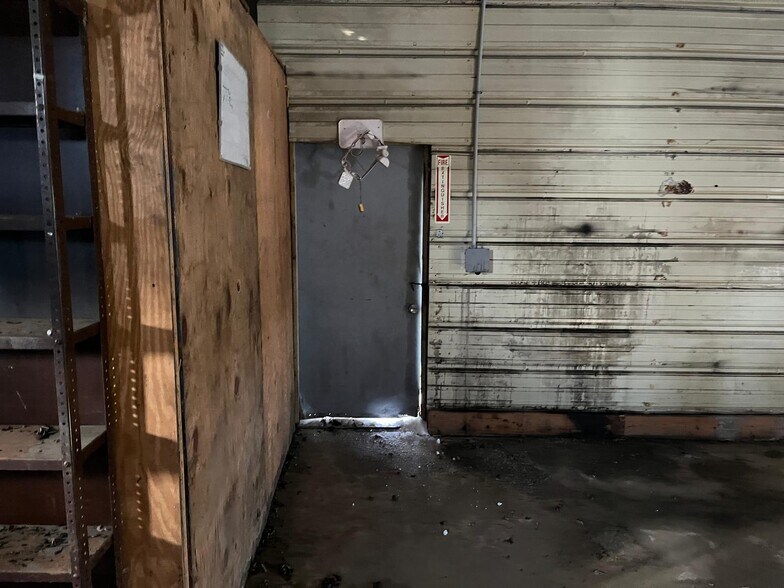 More Photos Of 832 Trexlertown Rd, Breinigsville Warehouse For Sale