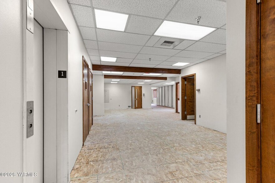 More Photos Of 303 S 12th Ave, Yakima Medical For Sale