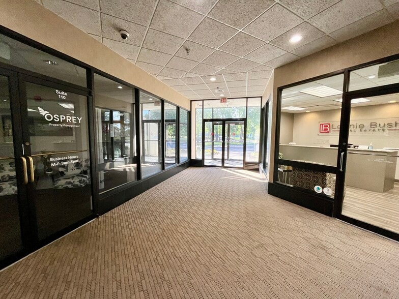 More Photos Of 770 Lynnhaven Pky, Virginia Beach Medical For Sale