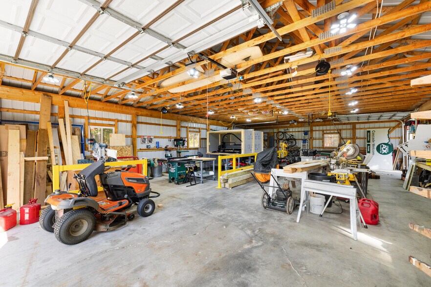 More Photos Of 4833 Cascade Rd, Lake Placid Sports And Entertainment For Sale