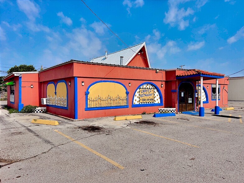 Primary Photo Of 1221 N Grady St, Altus Restaurant For Sale