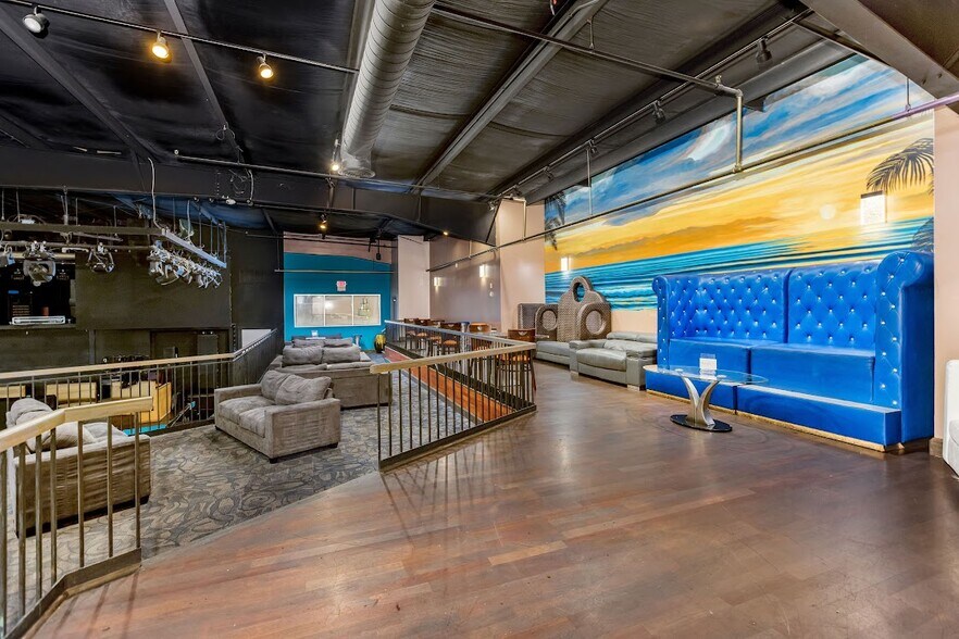 More Photos Of 11473 Chester Rd, Sharonville Restaurant For Sale