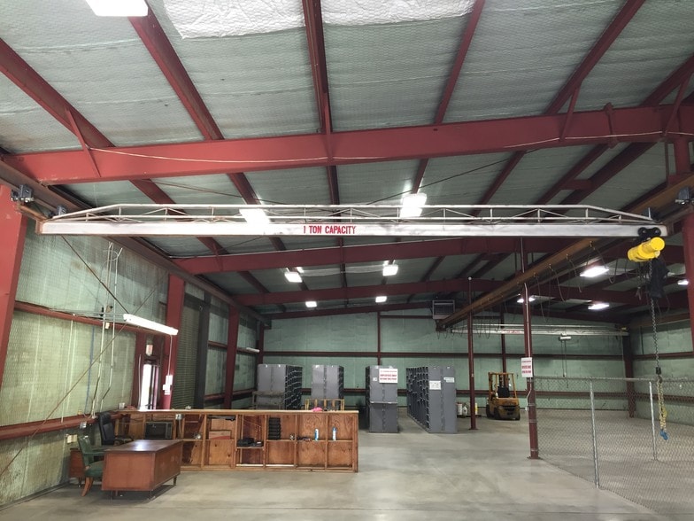 More Photos Of 4452 Canyon Dr, Amarillo Service For Lease