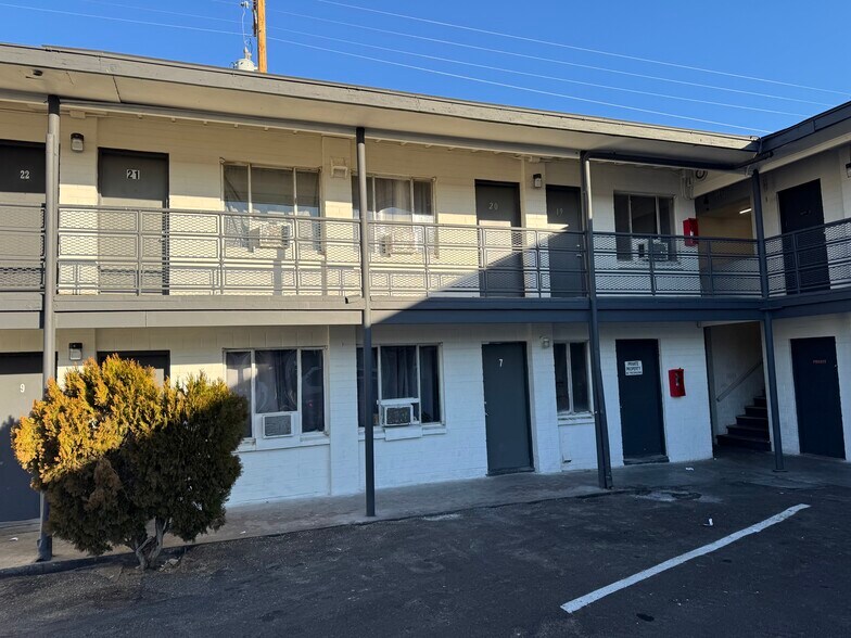 More Photos Of 1011 E 4th St, Reno Hotel For Sale