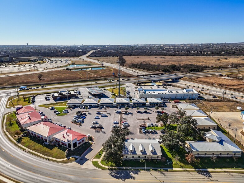 More Photos Of 3001 Joe Dimaggio Blvd, Round Rock Office For Sale