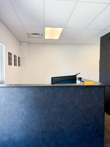 More Photos Of 6501 Eagle Rock Ave NE, Albuquerque Light Manufacturing For Lease