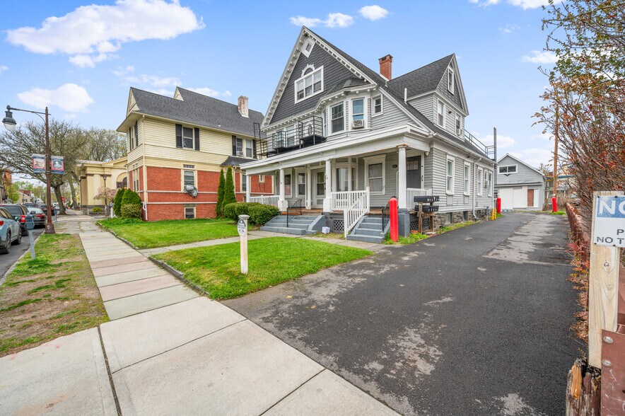 More Photos Of 21 Main St, Kingston Apartments For Sale