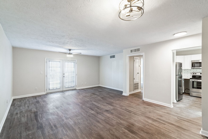 More Photos Of 117 Cedarwood Dr, Lebanon Apartments For Sale