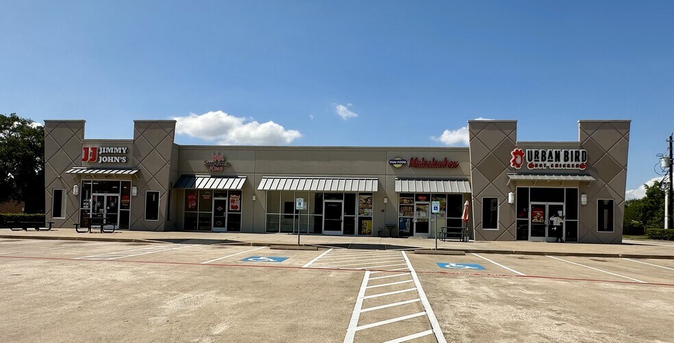 Primary Photo Of 8015 Spencer Hwy, Deer Park Storefront For Lease