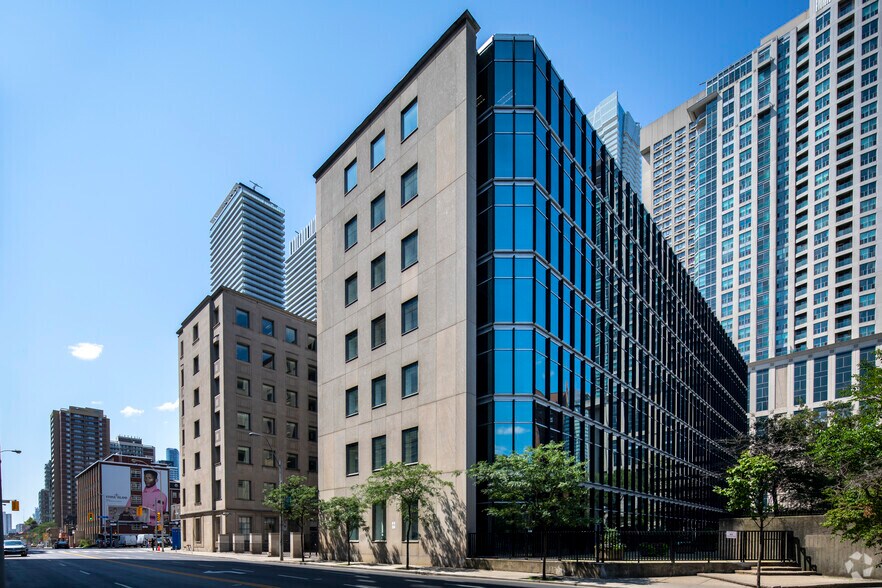 More Photos Of 120 Bloor St E, Toronto Office For Lease