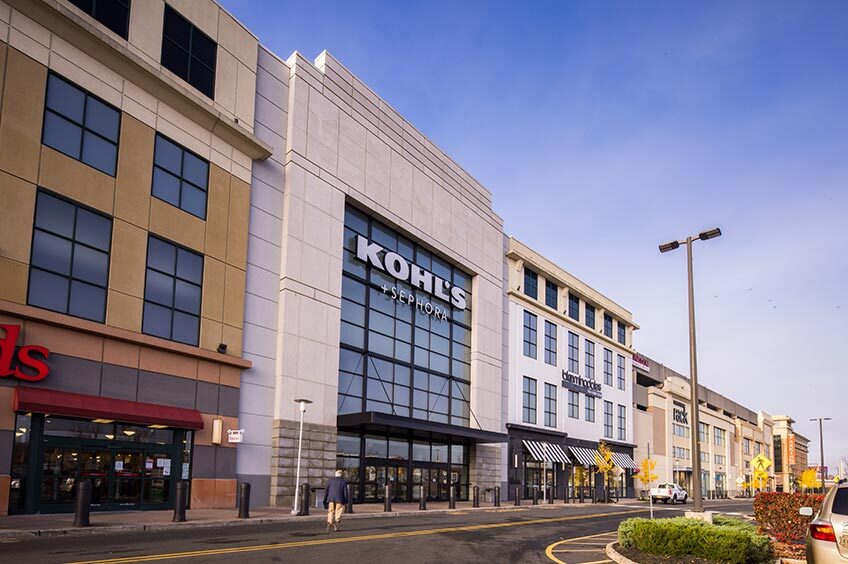 More Photos Of 1 Bergen Town Center, Paramus Unknown For Lease