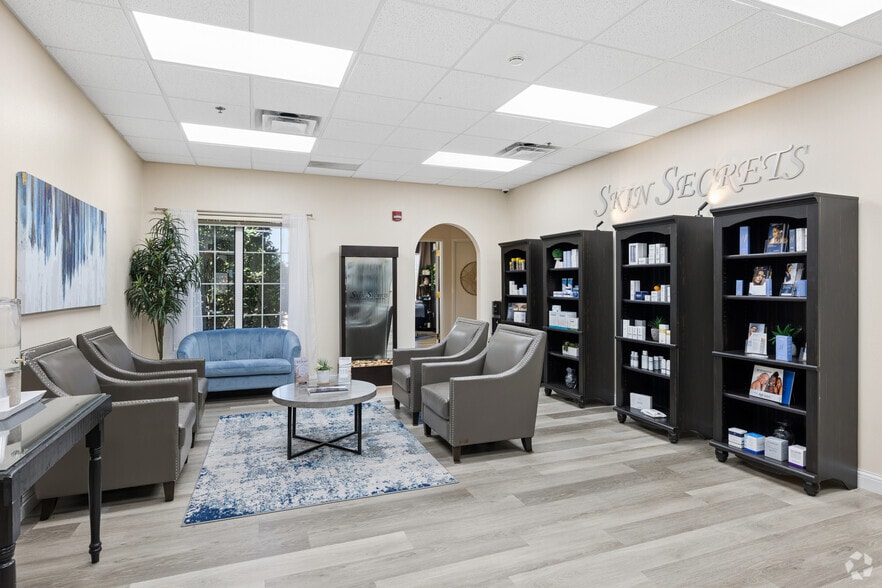 More Photos Of 4920 SW Lee Blvd, Lawton Medical For Lease
