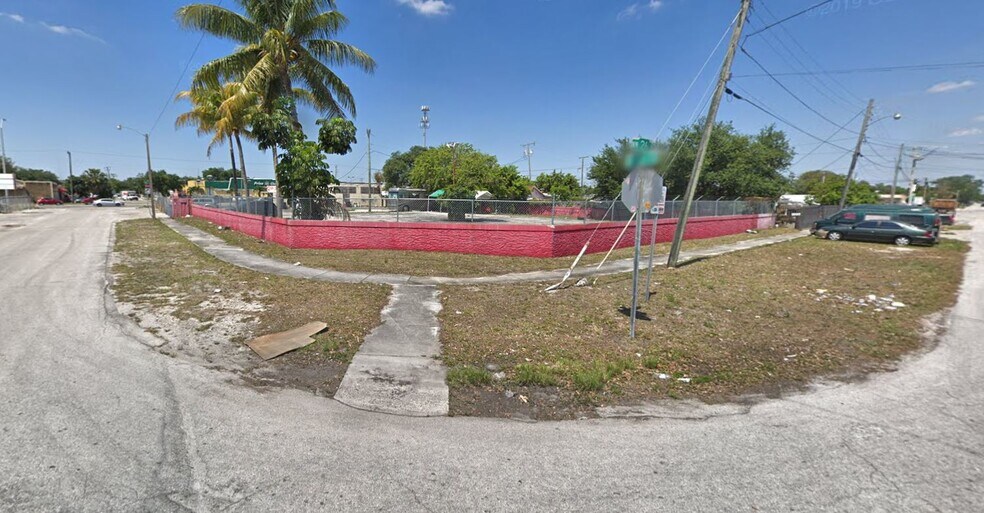 More Photos Of 9333 NW 27th Ave, Miami Auto Dealership For Sale