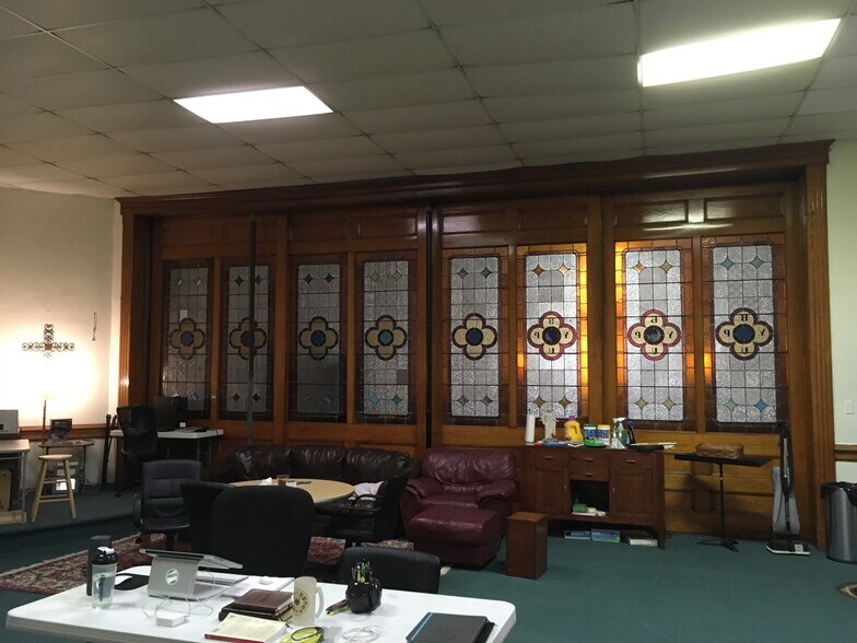 More Photos Of 516 Park Ave, Mechanicville Specialty For Sale