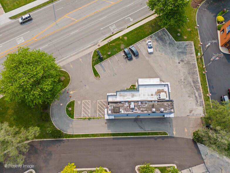 More Photos Of 720 E Rand Rd, Mount Prospect Fast Food For Sale