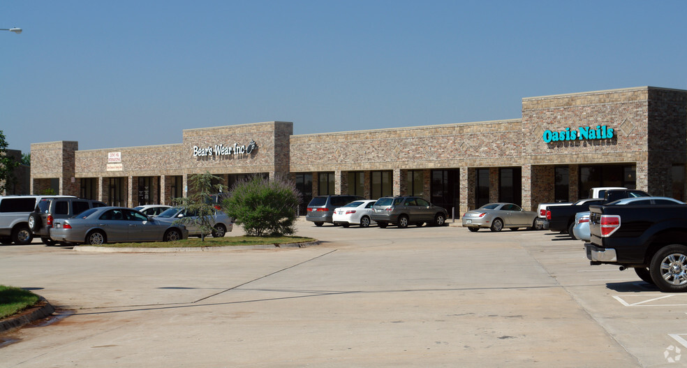 Primary Photo Of 1719-1811 S Morgan Rd, Oklahoma City Storefront Retail Office For Lease