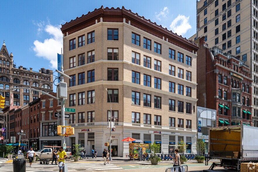 More Photos Of 860 Broadway, New York Coworking Space