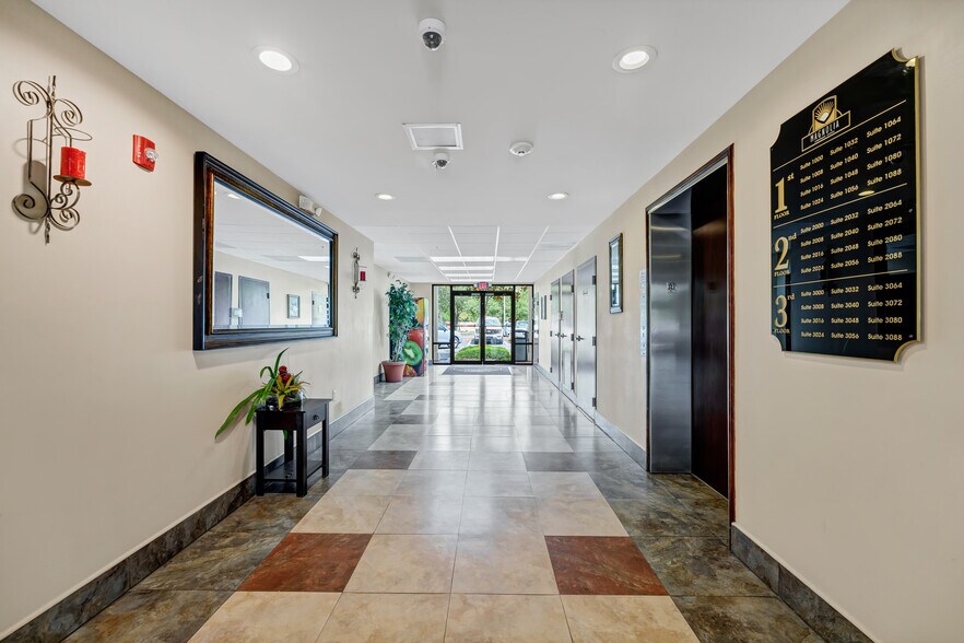 More Photos Of 2572 W State Road 426, Oviedo Medical For Lease