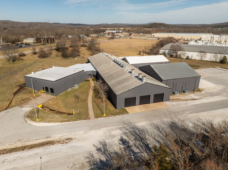 Primary Photo Of 1601 E Pump Station Rd, Fayetteville Warehouse For Lease