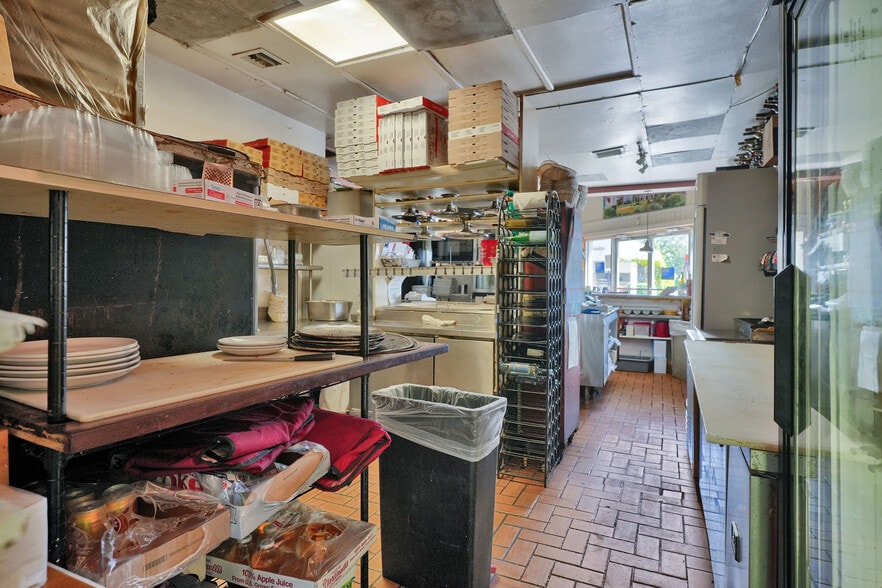More Photos Of 3800 SW 8th St, Coral Gables Restaurant For Sale