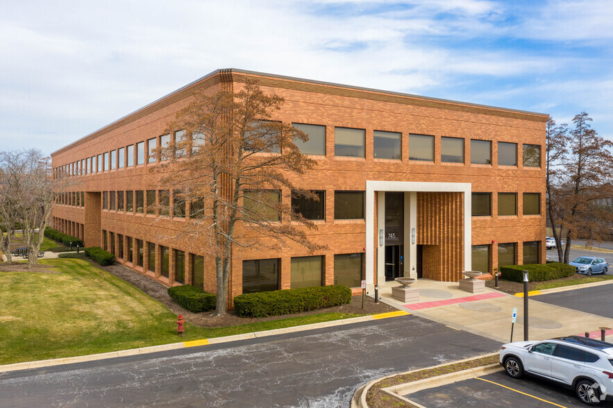 Primary Photo Of 745 McClintock Dr, Burr Ridge Office For Lease