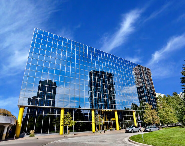 More Photos Of 3 Concorde Gate, Toronto Office For Lease
