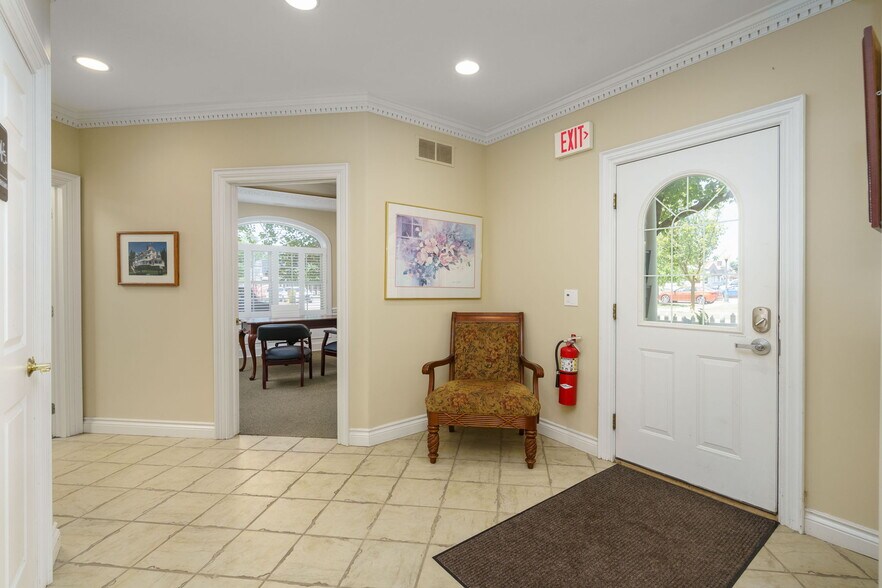 More Photos Of 206 E Liberty St, Milford Office For Sale