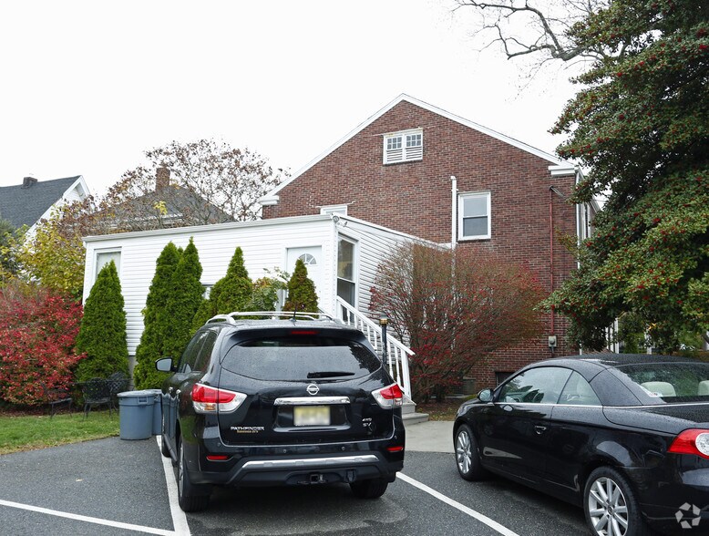 More Photos Of 464 Broadway, Long Branch Office For Lease