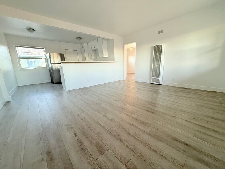 More Photos Of 15 N Dos Caminos Ave, Ventura Apartments For Sale