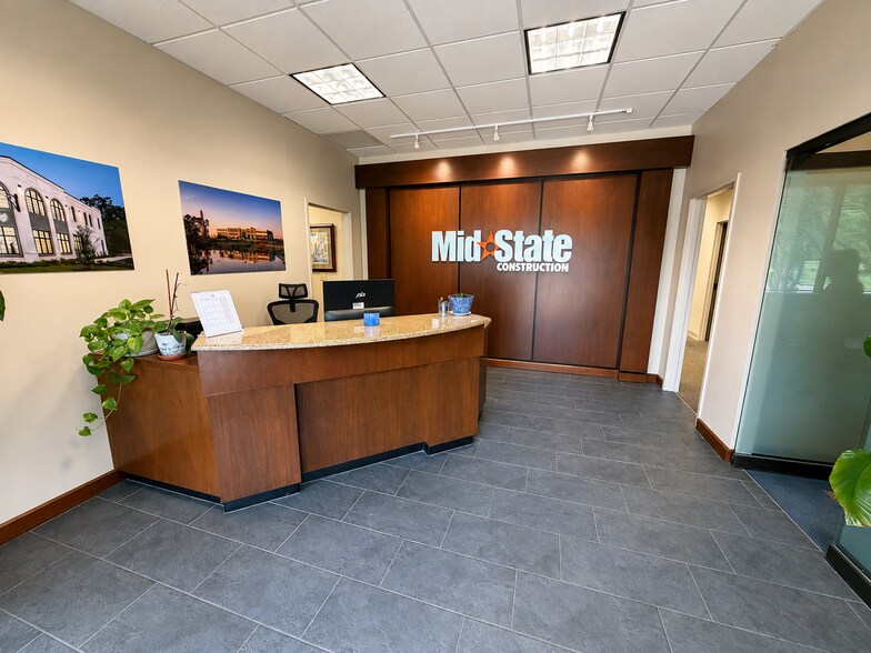 More Photos Of 100 Briarwood West Dr, Jackson Unknown For Lease