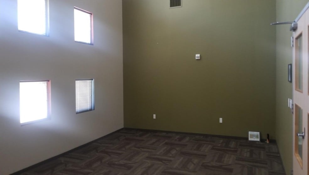 More Photos Of 2620 Tanglewilde St, Houston Medical For Sale