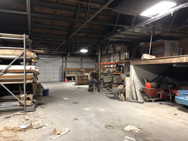 More Photos Of 470 S Nelson Rd, Columbus Warehouse For Lease