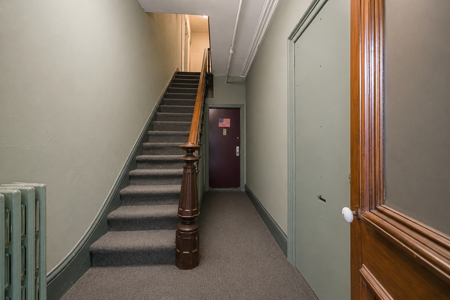 More Photos Of 154 26th St, Brooklyn Warehouse For Sale