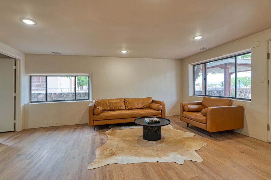 More Photos Of 720-724 School St, Espanola Apartments For Sale