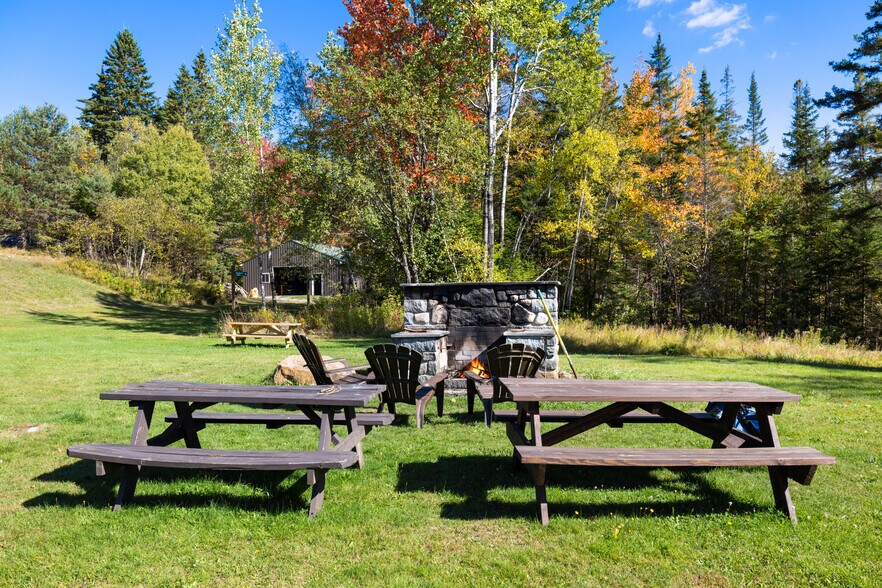 More Photos Of 4833 Cascade Rd, Lake Placid Sports And Entertainment For Sale
