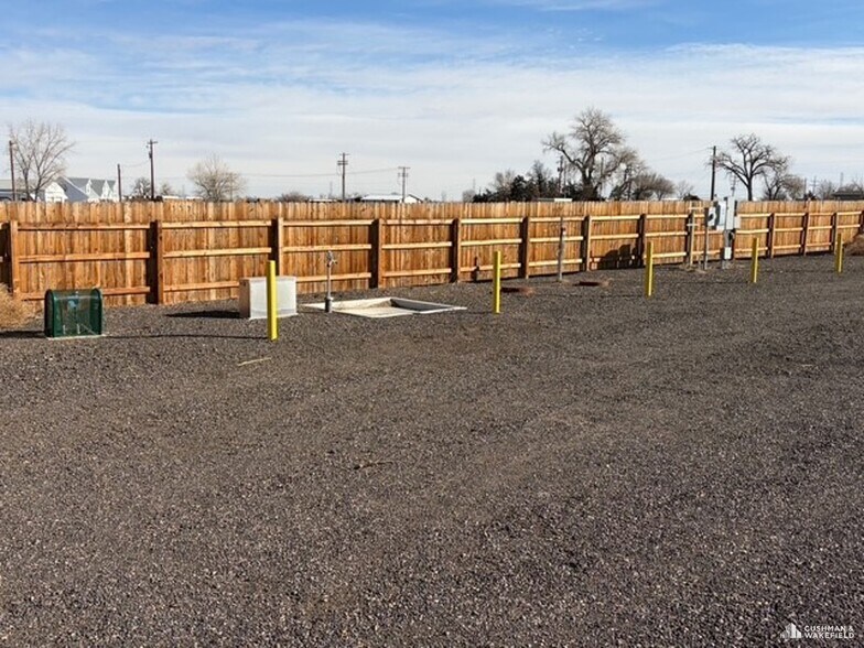 More Photos Of 8914 Zinnia Ave, Firestone Land For Sale