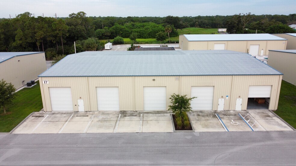 More Photos Of 5265 45th St, Vero Beach Unknown For Lease