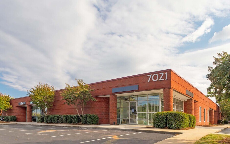 Primary Photo Of 7021 Albert Pick Rd, Greensboro Light Distribution For Lease