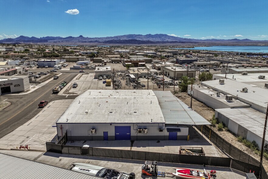 More Photos Of 1851 Commander Dr, Lake Havasu City Freestanding For Lease