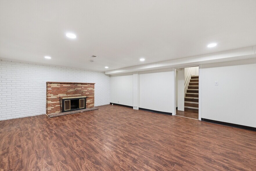 More Photos Of 1000 34th Ave, Greeley Freestanding For Sale
