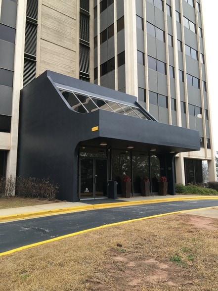 More Photos Of 530 Beacon Pky W, Birmingham Office For Sale