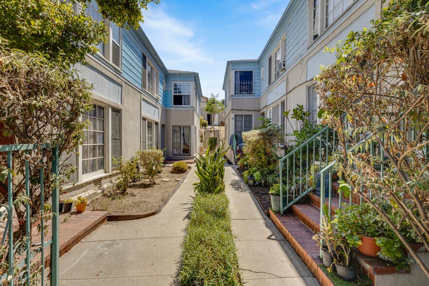 More Photos Of 120 S Coronado St, Los Angeles Apartments For Sale