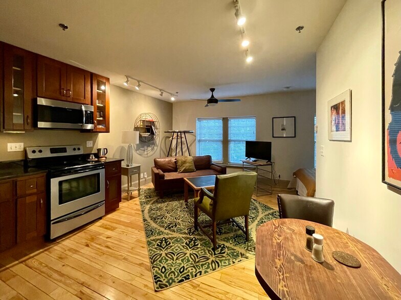 More Photos Of 5 Walnut St, Asheville Apartments For Sale