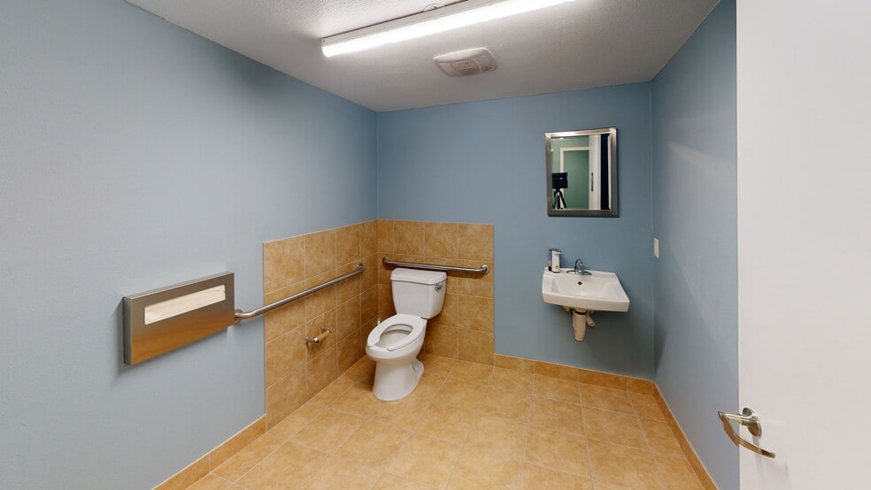 More Photos Of 1122 University Ave, Berkeley Apartments For Lease