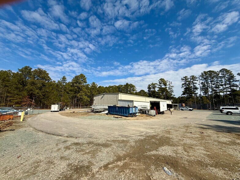 More Photos Of 7718 NC 22 Hwy, Carthage Warehouse For Lease