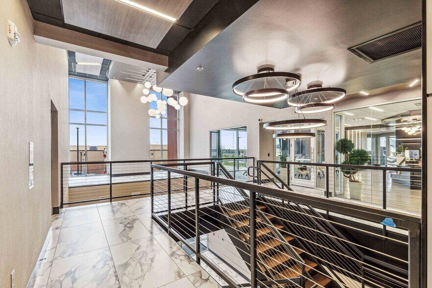 More Photos Of 5650 34th Ave S, Fargo Office For Lease