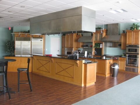 More Photos Of 1035 E Brandon Blvd, Brandon Office For Lease